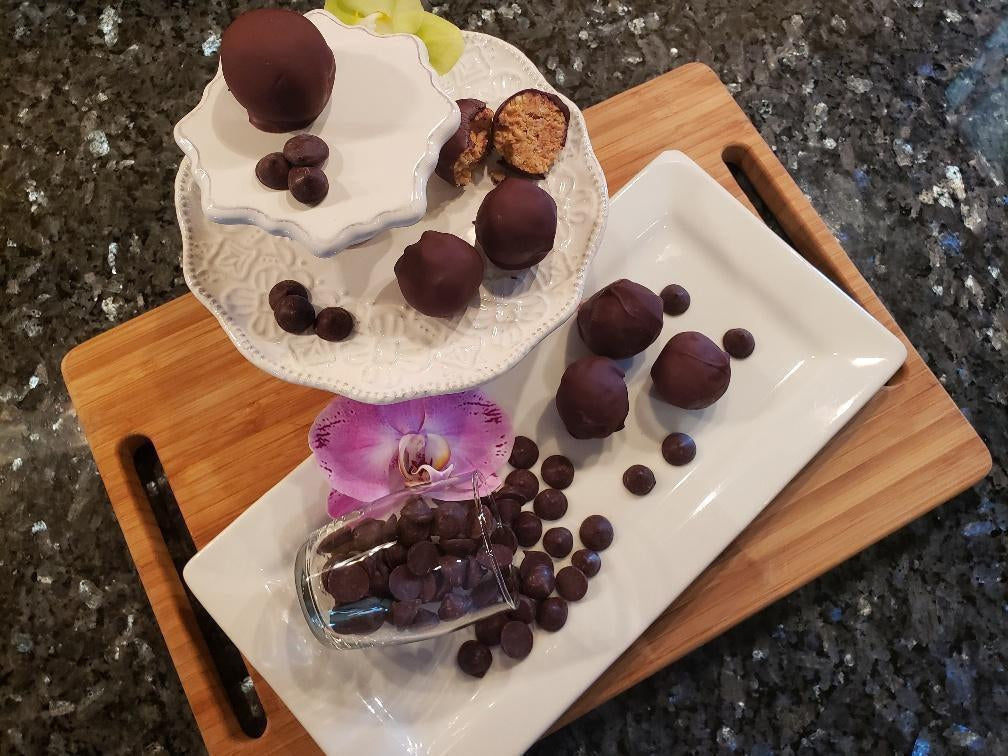 Lisa's Chocolate Peanut Butter Balls-Maui Kuʻia Estate Chocolate