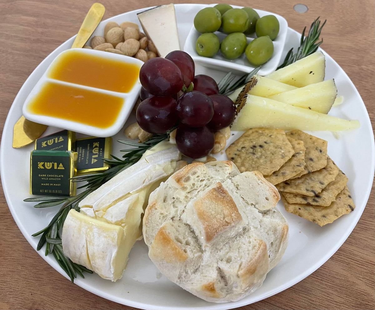 Ku&#39;ia Cheese Plate